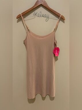 Commando NWT Women's Nude Mini Cami Slip Dress with Adjustable Straps Size M/L